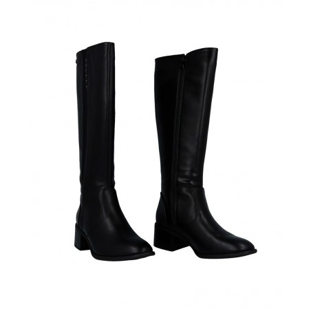 h2Botas negras con tacon medio Dangela 29186 h2 pEleva tu estilo con las botas Dangela 29186 una eleccion versatil y elegante p
