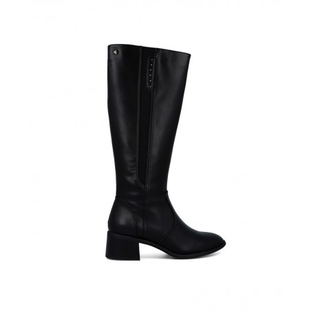 h2Botas negras con tacon medio Dangela 29186 h2 pEleva tu estilo con las botas Dangela 29186 una eleccion versatil y elegante p