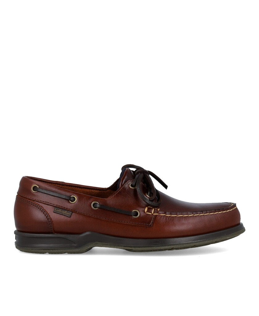 Zapatos tipo nautico para hombre en color marron Caracteristicas con cordones altura de piso 2 cm piso de goma exterior piel e 