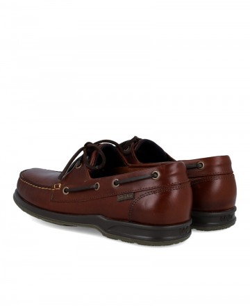 Zapatos tipo nautico para hombre en color marron Caracteristicas con cordones altura de piso 2 cm piso de goma exterior piel e 