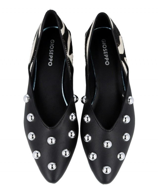 Gioseppo 76113-P Braham ballerina flats with studs