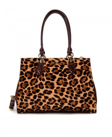 h2Bolso de mujer animal print Carmela 186185 h2 pEste bolso de mujer de la marca Carmela es mucho mas que un accesorio es una d