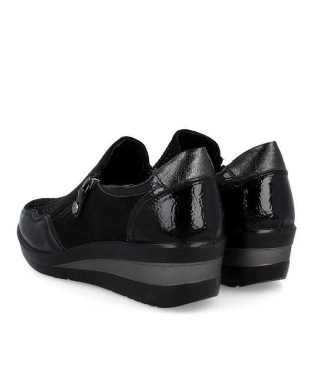 Mocasines negros casual con cuña Amarpies 29385 Mocasines negros casual con cuña Amarpies 29385