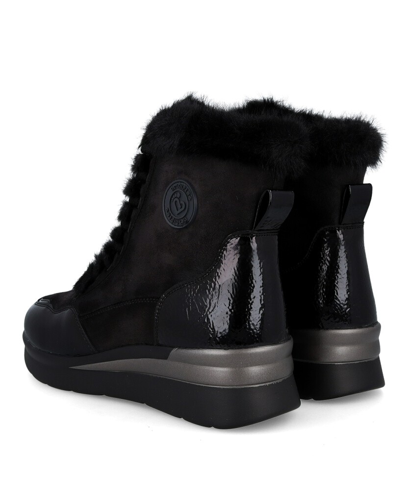 Botines negros con forro abrigo Amarpies 29423
