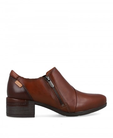 h2Botin de cana baja Pikolinos Malaga W6W 5902C1 h2 pEl botin Pikolinos Malaga W6W 5902C1 es la eleccion perfecta para la mujer