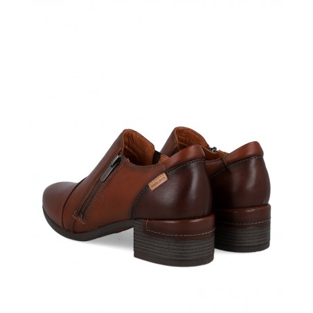 h2Botin de cana baja Pikolinos Malaga W6W 5902C1 h2 pEl botin Pikolinos Malaga W6W 5902C1 es la eleccion perfecta para la mujer