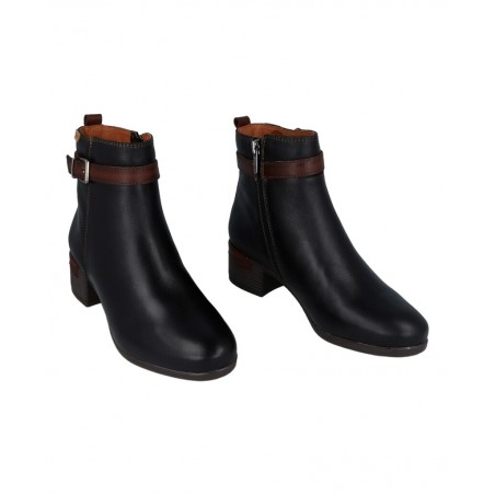 h2Botin negro de piel Pikolinos Malaga W6W 8622C1 h2 pEleva tu estilo con el zapato Pikolinos modelo Malaga W6W 8622C1 la combi