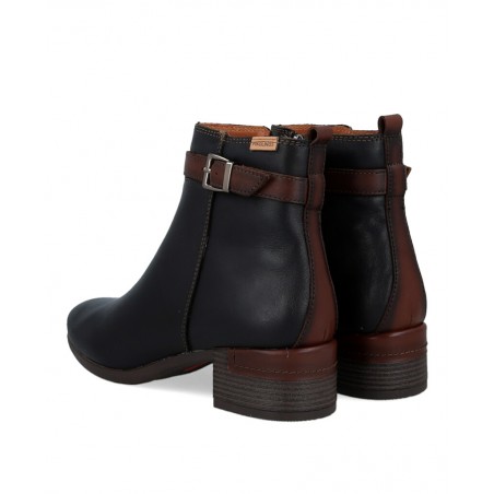 h2Botin negro de piel Pikolinos Malaga W6W 8622C1 h2 pEleva tu estilo con el zapato Pikolinos modelo Malaga W6W 8622C1 la combi