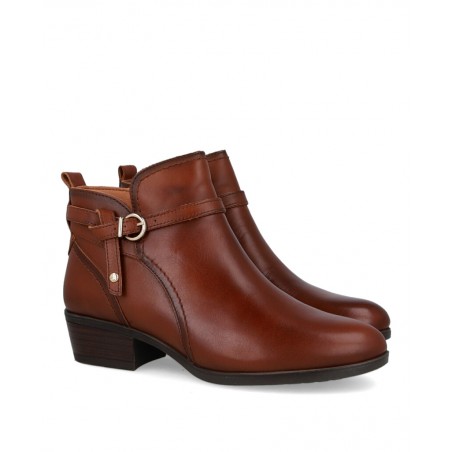 h2Botines con hebilla Pikolinos Daroca W1U 8901C1 h2 pDescubre la elegancia y versatilidad de los tacones Pikolinos Daroca W1U 