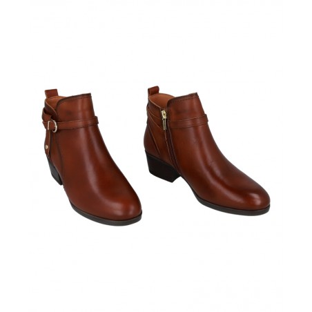 h2Botines con hebilla Pikolinos Daroca W1U 8901C1 h2 pDescubre la elegancia y versatilidad de los tacones Pikolinos Daroca W1U 