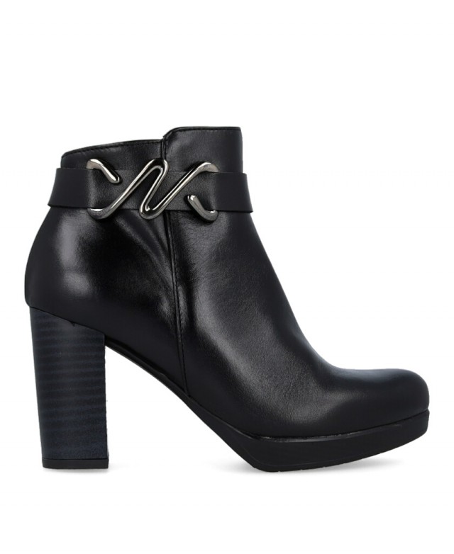 Botines altos con abalorio Patricia Miller 6956