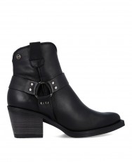 h2Botin negro estilo cowboy moderno Porronet 4753 h2 pAnade un toque de rebeldia y estilo a tu armario con el zapato Porronet 4 h2Botin negro estilo cowboy moderno Porronet 4753 h2 pAnade un toque de rebeldia y estilo a tu armario con el zapato Porronet 4