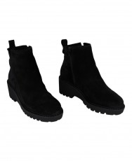h2Botines con cuna y suela dentada Porronet 4743 h2 pCombina estilo y funcionalidad con los botines Porronet 4743 Estos en un a h2Botines con cuna y suela dentada Porronet 4743 h2 pCombina estilo y funcionalidad con los botines Porronet 4743 Estos en un a