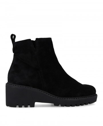 Porronet 4743 Ankle Boots with Wedge and Serrated Sole