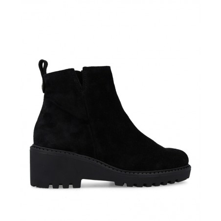h2Botines con cuna y suela dentada Porronet 4743 h2 pCombina estilo y funcionalidad con los botines Porronet 4743 Estos en un a