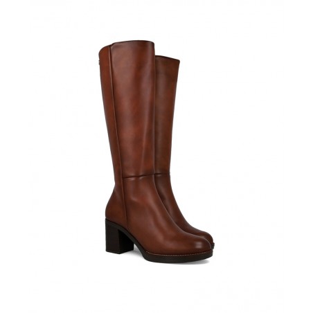 h2Botas de cana alta en color cuero Porronet 4782 h2 pDescubre la elegancia atemporal que te ofrecen las botas Porronet 4782 un
