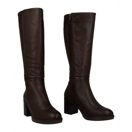 h2Botas altas marrones hechas de piel Porronet 4782 h2 pAporta calidez y estilo a tus conjuntos con las botas de cana alta Porr