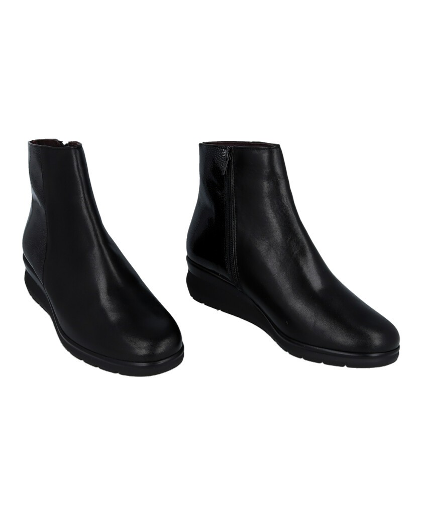 Pitillos 10736 Black Ankle Boots with a Satin Heel