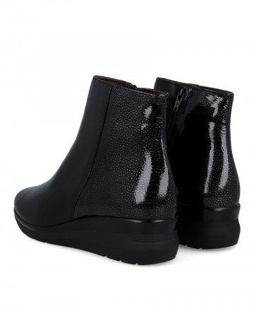 Pitillos 10736 Black Ankle Boots with a Satin Heel