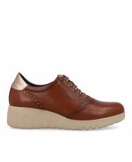 Zapatos para mujer en color cuero Caracteristicas cordones elasticos cuna 4 cm zapato de estilo casual suela extra light exteri Zapatos para mujer en color cuero Caracteristicas cordones elasticos cuna 4 cm zapato de estilo casual suela extra light exteri