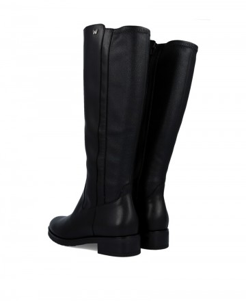 h2Botas casual hechas de piel Wonders C 54100 h2 pDescubre el equilibrio perfecto entre estilo diario y bienestar total con las