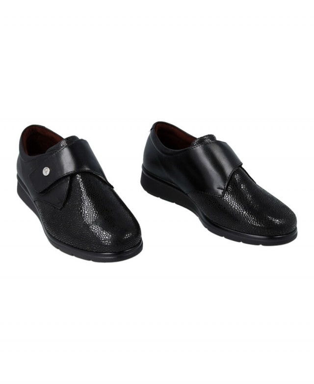 Zapato casual con cierre de velcro Pitillos 10710