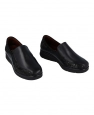 Pitillos 10702 Black Casual Loafer with Shine
