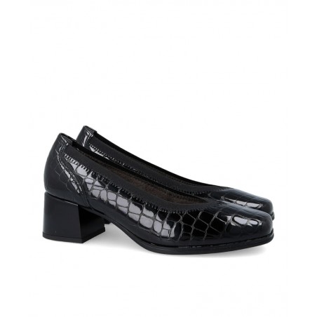 Pitillos 10820 Black Patent Leather Heel Shoes