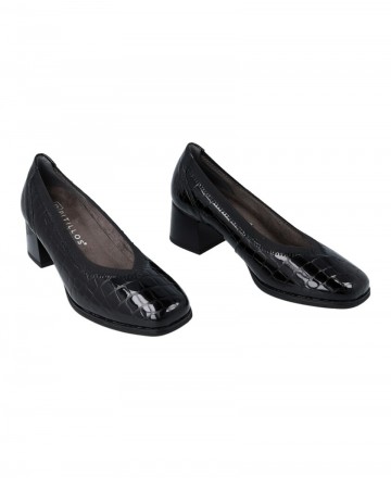 Pitillos 10820 Black Patent Leather Heel Shoes