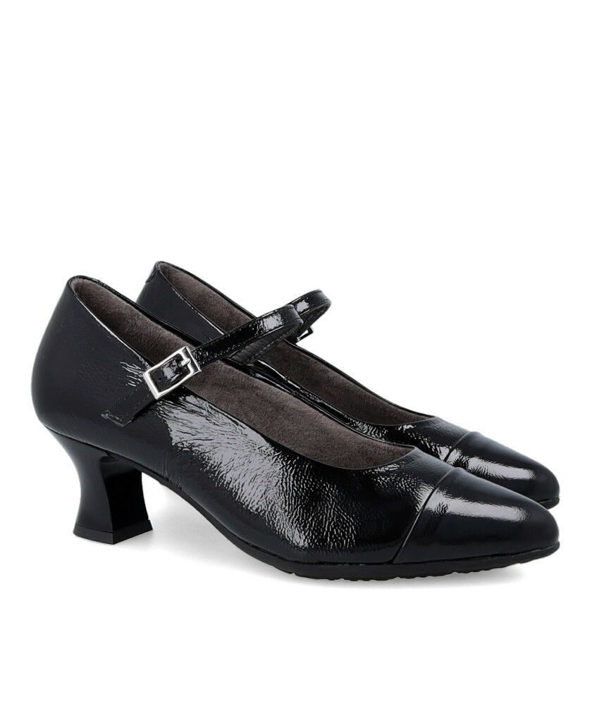 Pitillos 10851 Black Patent Leather Heeled Court Shoes