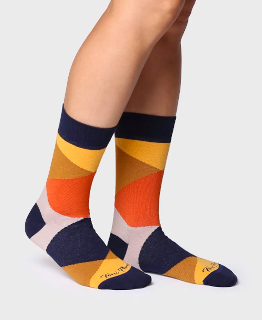 h2Calcetines estampado geometrico Toni Pons Quel Mc h2 pDale un toque de color a tus pies con los calcetines multicolor Quel Br