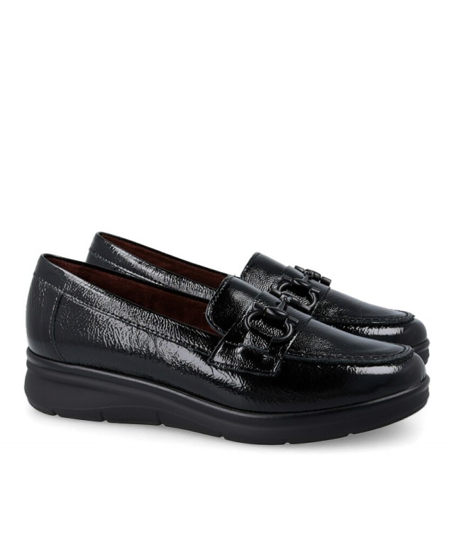 h2Mocasines de charol Pitillos 10701 h2 pDescubre la combinacion perfecta de sofisticacion y comodidad con los mocasines de cha
