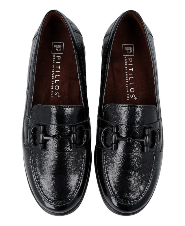 Pitillos 10701 patent leather loafers