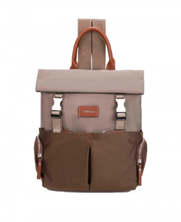 h2Mochila de mujer casual Binnari 20851 h2 pLa Mochila Binnari Louise 20851 en color taupe es el accesorio perfecto para tus di