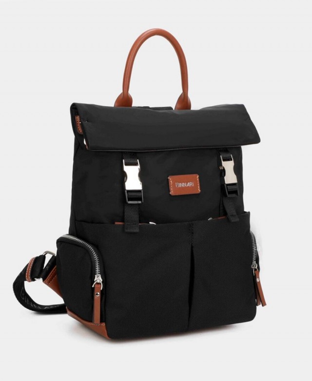 h2Mochila con compartimentos Binnari 20851 h2 pLa Mochila Binnari Louise 20851 en color negro es el accesorio perfecto para tus h2Mochila con compartimentos Binnari 20851 h2 pLa Mochila Binnari Louise 20851 en color negro es el accesorio perfecto para tus