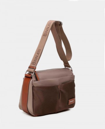 h2Bolso bandolera Binnari Louise 20850 h2 pEl Bolso bandolera Binnari Louise 20850 en color taupe es el accesorio perfecto para