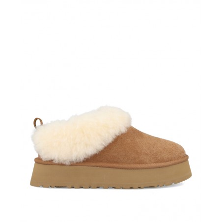 h2Zapatillas abiertas UGG W Tazzelle h2 pLas UGG W Tazzelle en color camel son la combinacion perfecta entre un diseno casual y