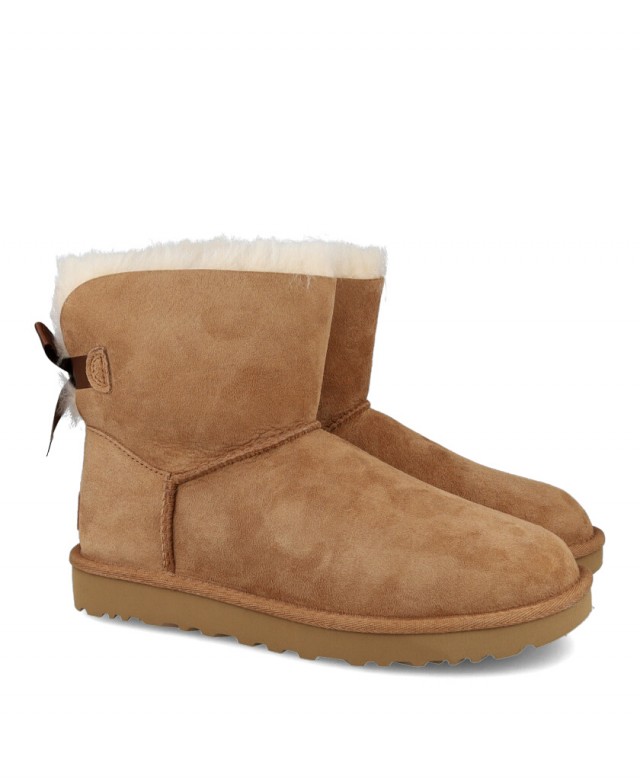 Botines con lazo de raso UGG W Mini Bailey Bow II