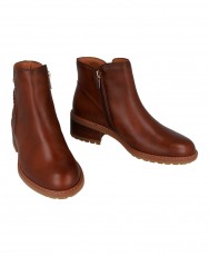 Pikolinos Medina W0D-8871 low-heeled ankle boots