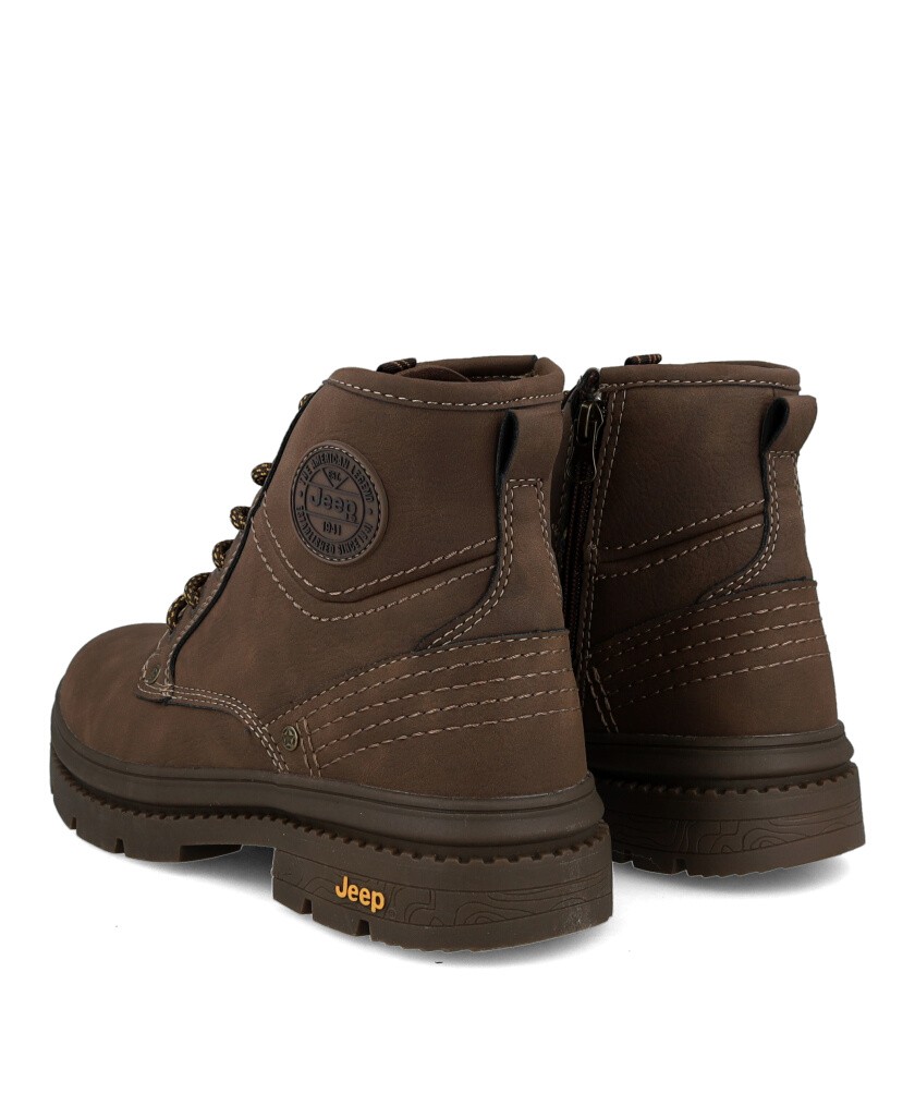 h2Botas con suela track Jeep Tuareg Boot h2 pLas botas Jeep Tuareg en color marron son el calzado definitivo para el hombre mod