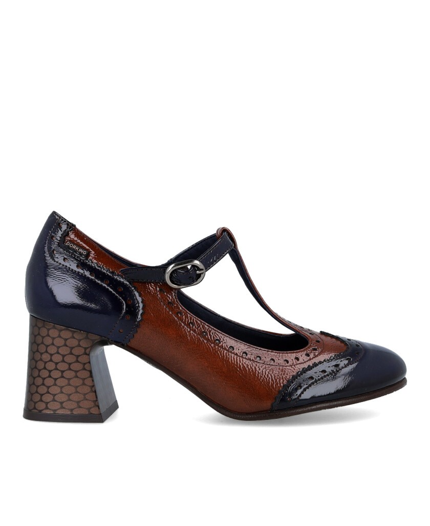 Dorking Dacy D9618 retro patent leather shoes