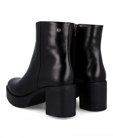 h2Botines con plataforma Dorking Bowy D9591 h2 pEleva tus looks a un nuevo nivel con los botines Dorking Bowy D9591 en color ne