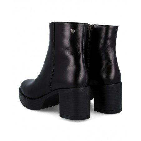 h2Botines con plataforma Dorking Bowy D9591 h2 pEleva tus looks a un nuevo nivel con los botines Dorking Bowy D9591 en color ne