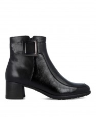 Dorking Ikia D9199 ankle boots with buckle detail