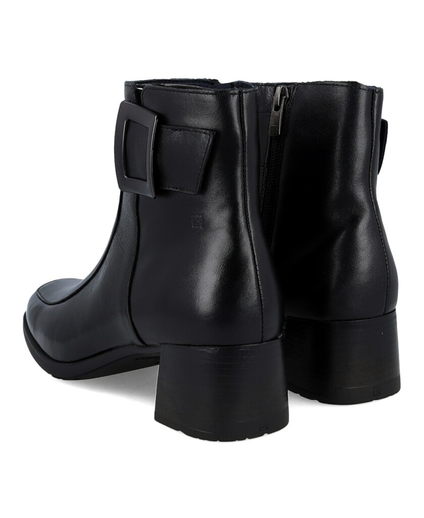 Dorking Ikia D9199 ankle boots with buckle detail