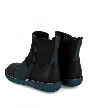 Botines planos Chacal 7212 A
