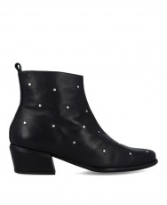 Wonders Fei D-2002 low ankle boots with studs