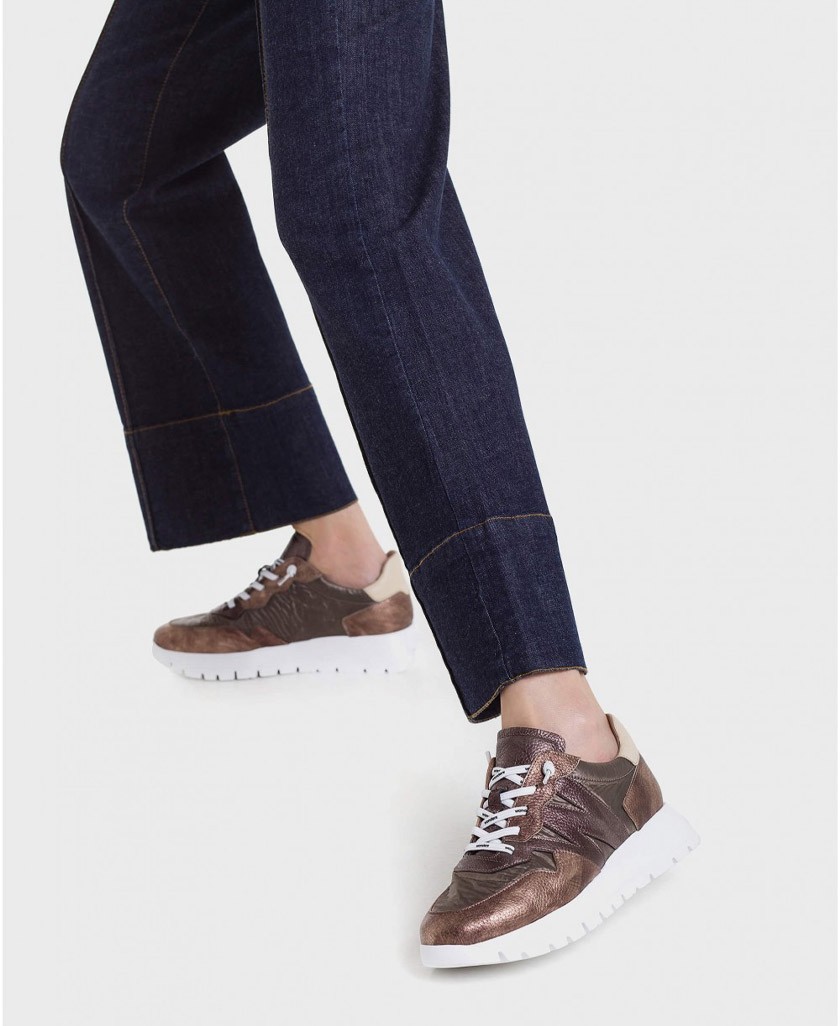 Wonders A-2491 Metallic Sneakers with Laces
