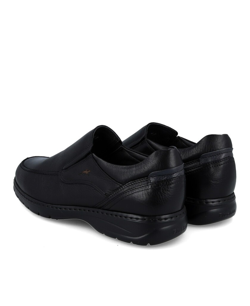 h2Mocasiones de piel Fluchos Crono 9144 h2 pDescubre el mocasin de piel Fluchos Crono 9144 en color negro un clasico reinventad