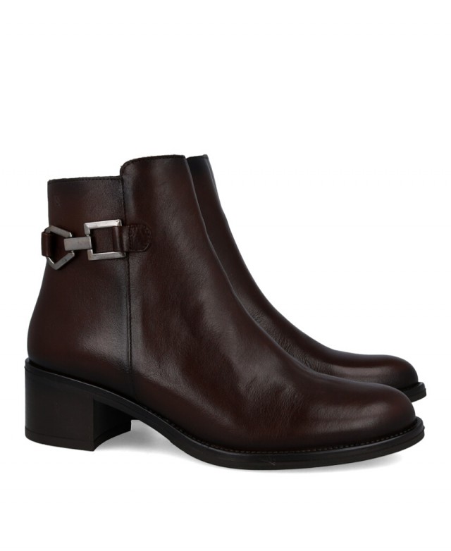 Botines de tacón bajo Dorking Chiara D9347